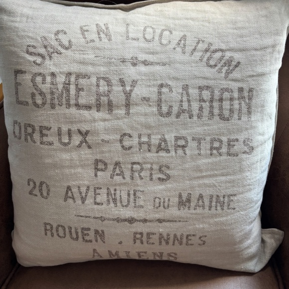 RH VINTAGE FRENCH GRAIN-SACK LINEN PILLOW COVER AND DOWN INSERT - Picture 2 of 6